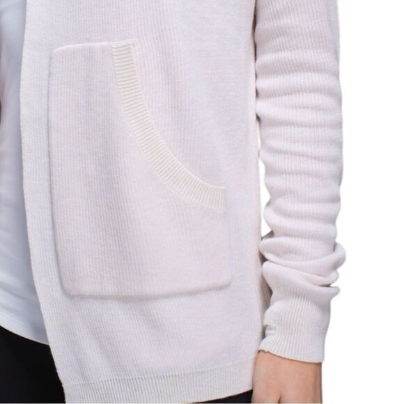 LULULEMON Cabin Yogi Wrap in Heathered White Neutral Blush 10 - Picture 3 of 15